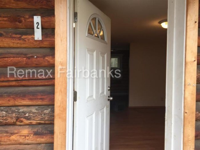 Building Photo - 1370 Giannas Ct