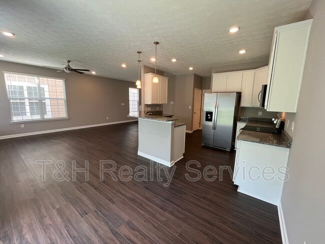 Building Photo - 4215 Brownstone Pl
