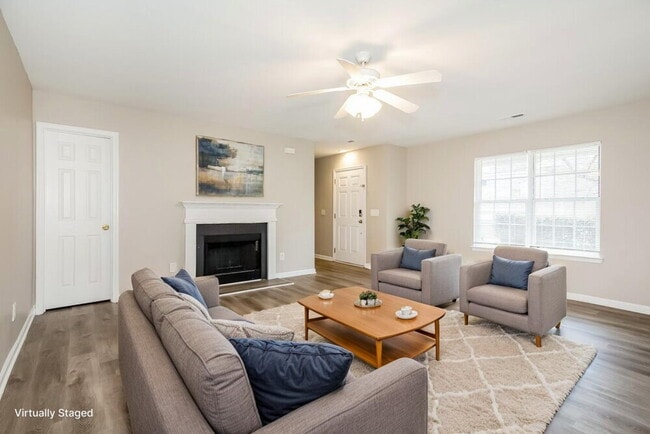 Building Photo - 407 Chelton Oaks Dr