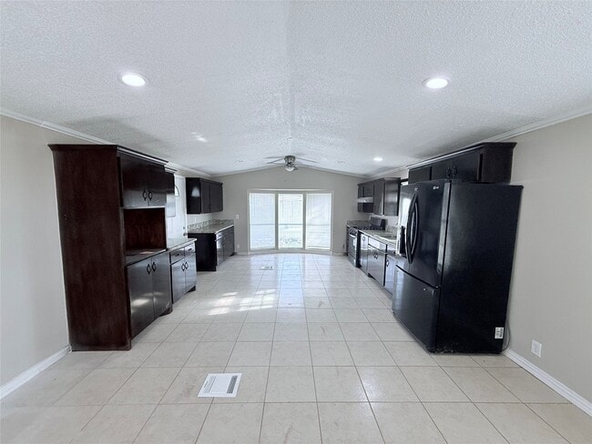 Building Photo - 9027 Puritan Way