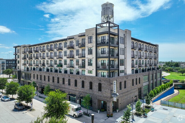 Building Photo - Pearl Lofts