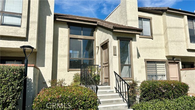 Foto del edificio - 4878 Embassy Cir