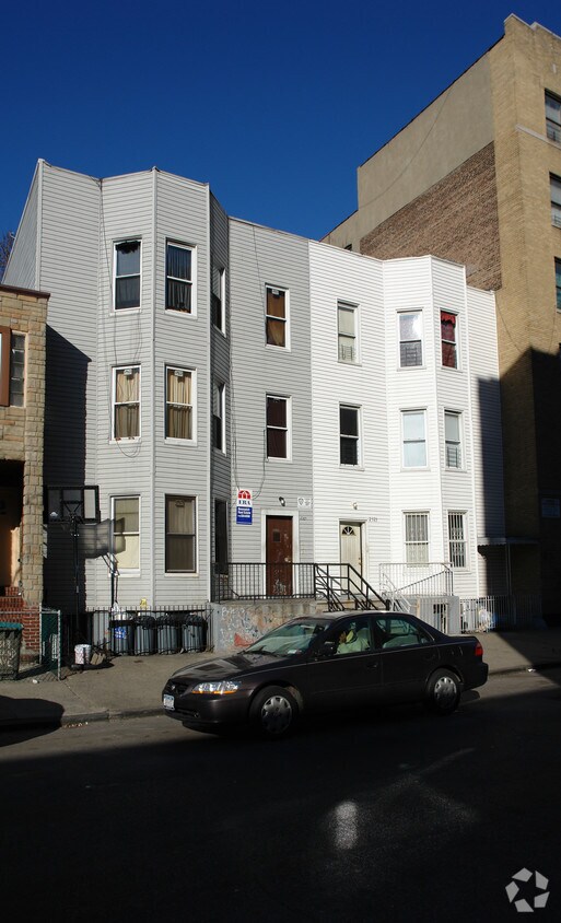 Foto del edificio - 2321-2323 Grand Ave
