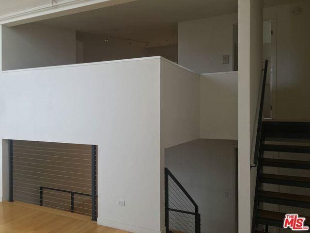 Building Photo - 800 Hampton Dr