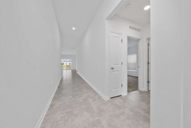Foto del edificio - 5625 Le Marin Wy