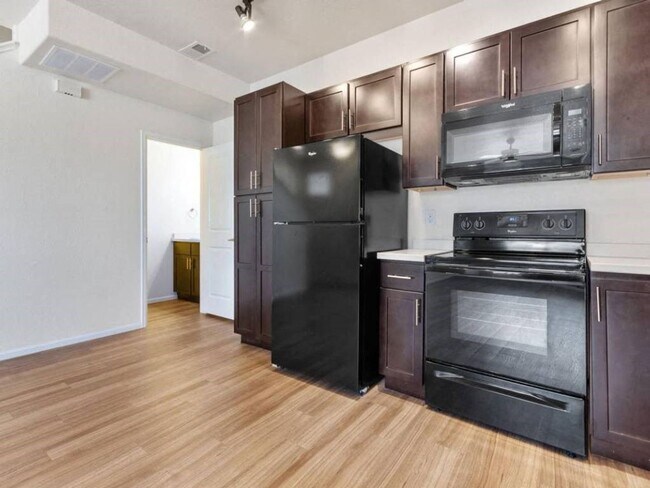 Foto del edificio - 9498 E 109th Dr
