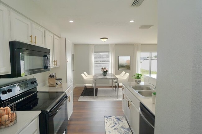 Foto del edificio - 7827 Carriage Pointe Dr
