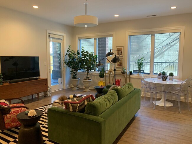 Foto del edificio - 1455 N Wieland St