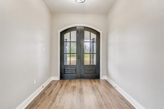 Building Photo - 461 Rancho Chico Trail