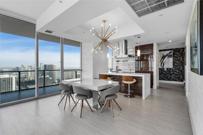 Building Photo - 1100 Biscayne Blvd