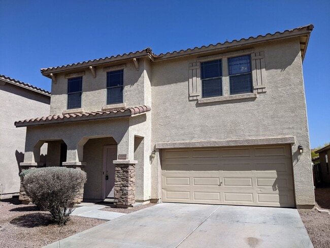 Foto del edificio - 4 Bedroom Home Near W Southern Ave and S 7...