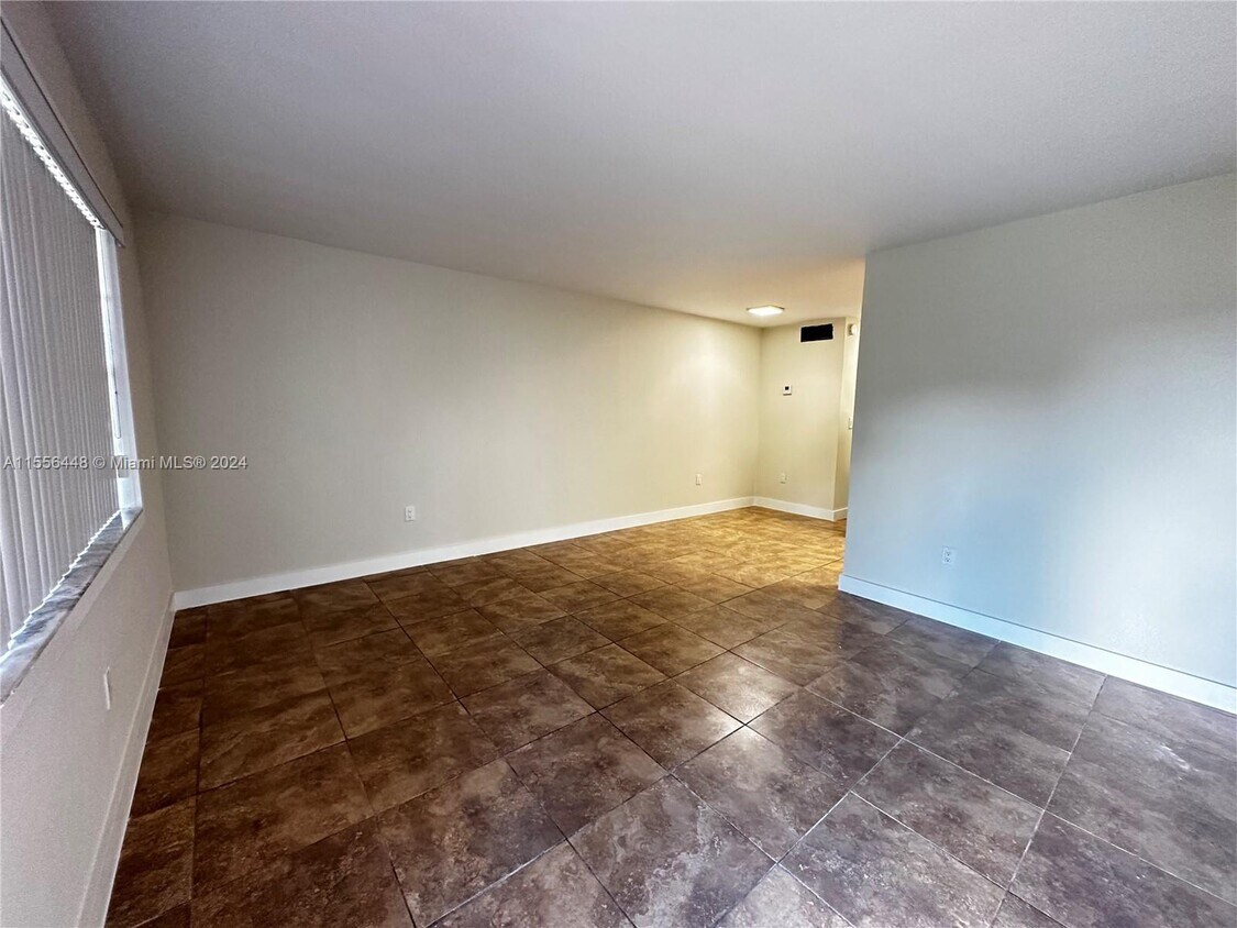 301 NW 177th St Unit 123, Miami, FL 33169 Condo for Rent in Miami, FL