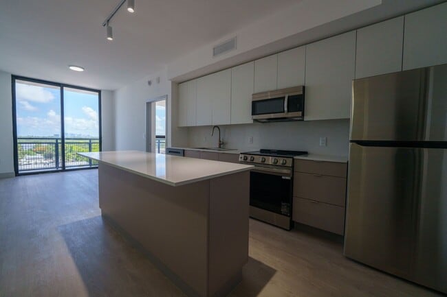 Interior Photo - Gardens Residences