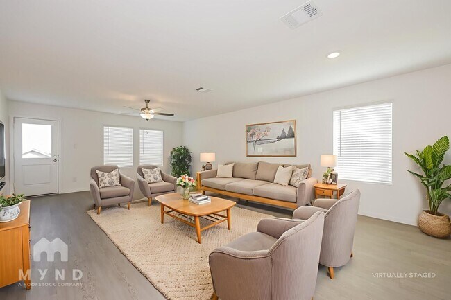 Building Photo - 2705 Mistwood Dr