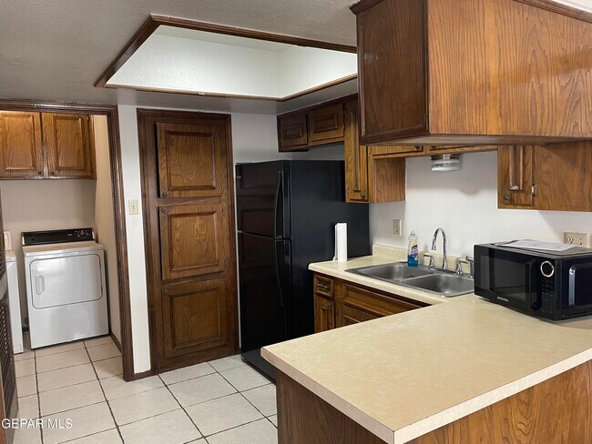Foto del edificio - 10640 Islerock Dr