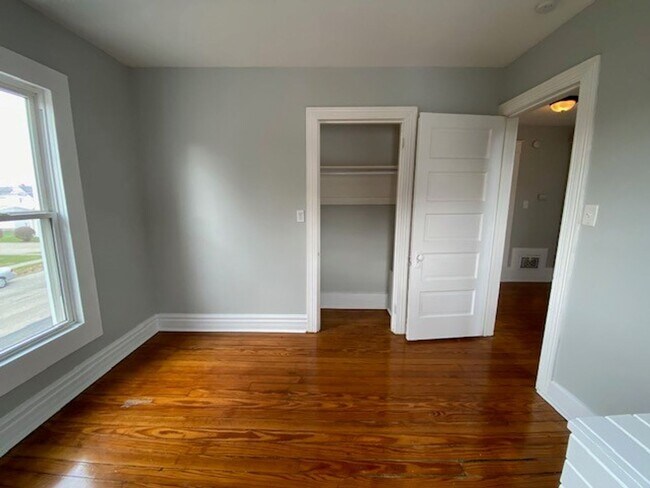 Foto del edificio - 147 8th St NW