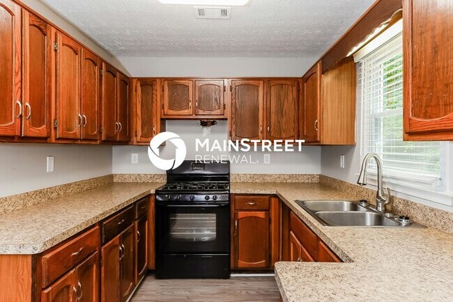 Building Photo - 3 Bedroom Pet-Friendly Home in Conyers, GA...