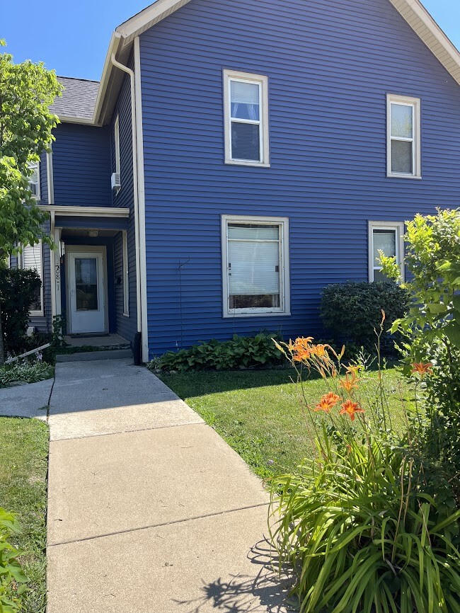 front - 508 Jersey Ave