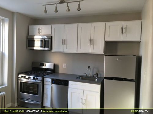 Foto principal - 241 45th St