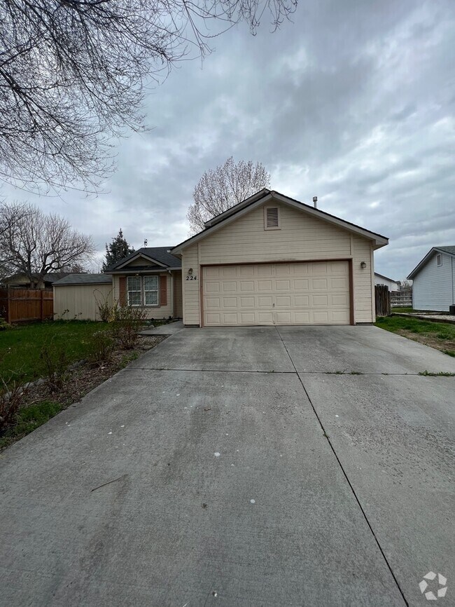 Wildwood Apartments under 800 Nampa, ID 1 Rentals