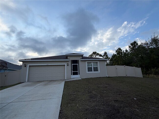Foto del edificio - 383 Hanford Rd SW