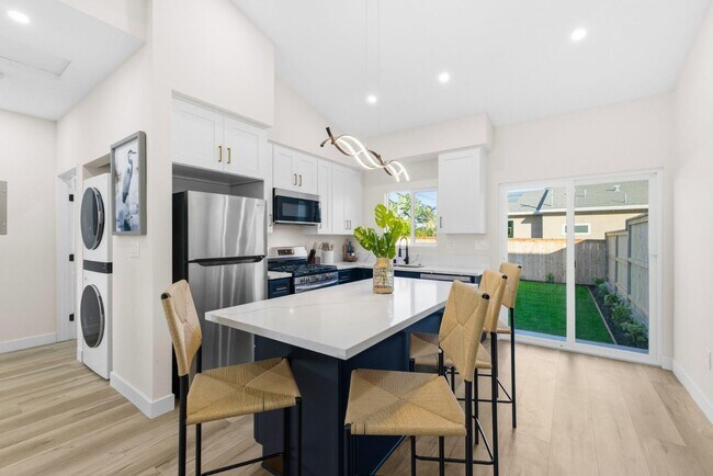 Foto del edificio - 436 Date Ave