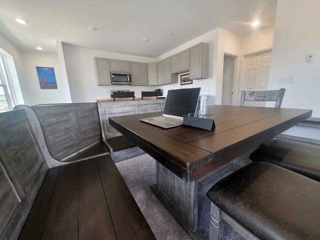 Building Photo - 1957 Harrison Ave