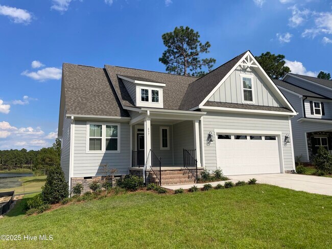 Building Photo - 637 Watauga Ln
