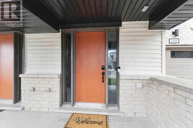 Building Photo - 209 Anyolite Private