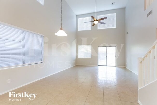 Building Photo - 15447 W Yucatan Dr