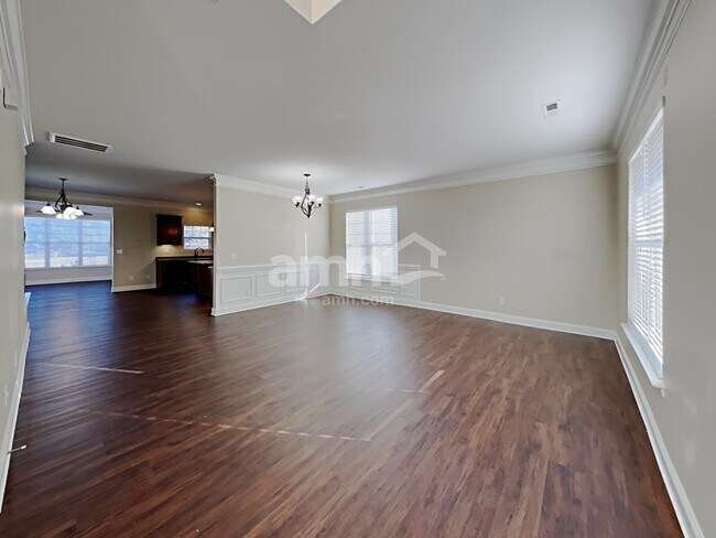 Foto del edificio - 1010 Semmes Ln