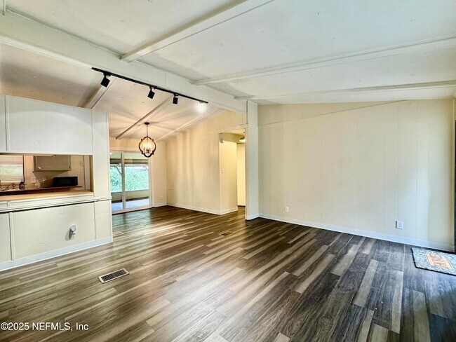 Building Photo - 13716 John Williams Rd