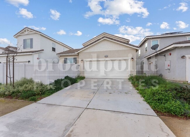 Building Photo - 27941 Silo Ln