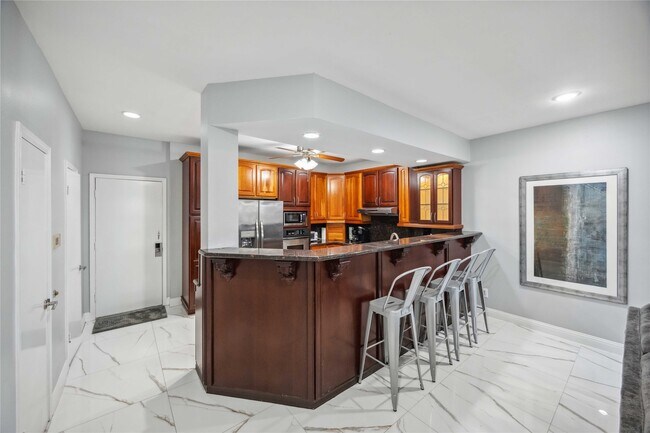 Foto del edificio - 3292 Holly Hall St