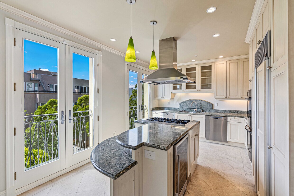 Foto principal - 3439 Sacramento St