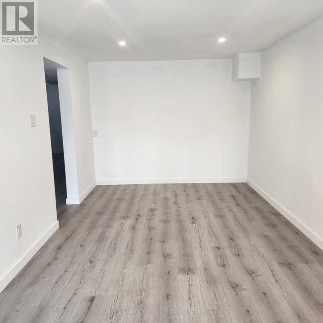 Building Photo - 38 Ferguson Dr