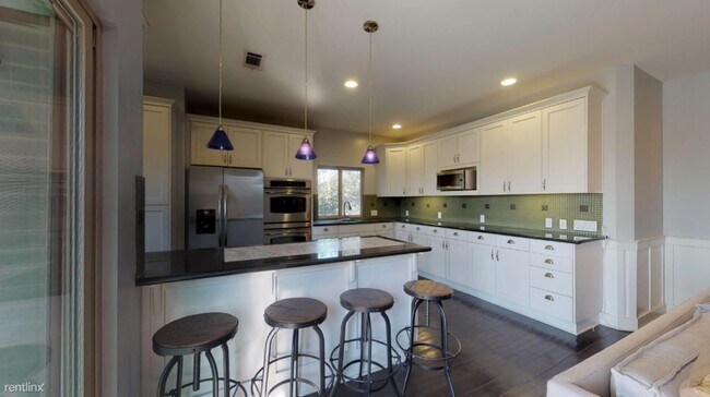 Foto del edificio - 1 br, 1 bath House - 1030 22nd St Private ...