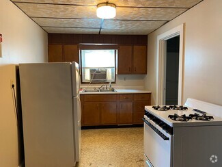 Building Photo - 401-403 Camden Ave