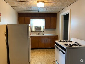 Building Photo - 401-403 Camden Ave