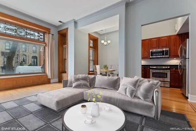 Foto del edificio - 551 W Belden Ave