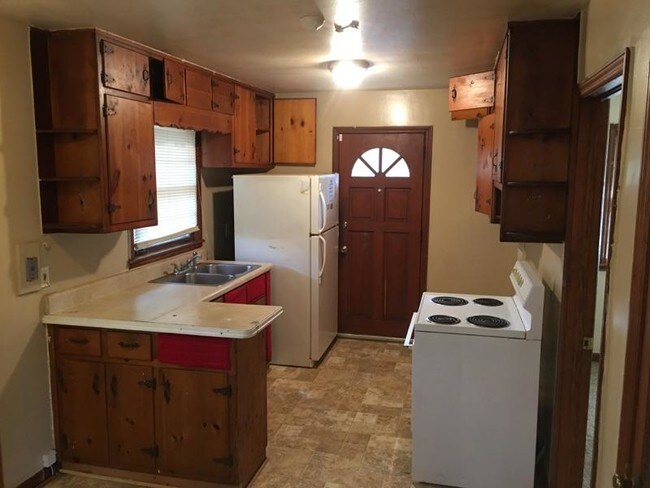 Foto del edificio - 1359 Oakview Cir
