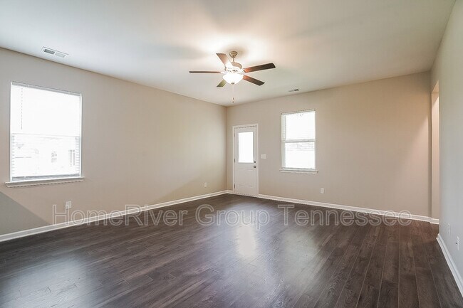 Building Photo - 3001 Apiary Ct