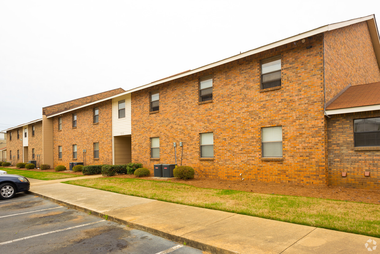 Foto del edificio - Griffin Village Apartments