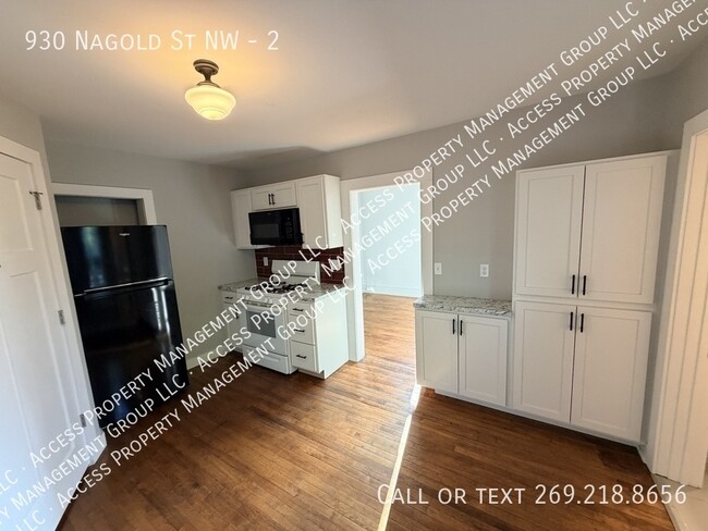 Building Photo - 930 Nagold St NW