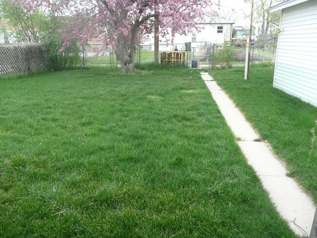 Building Photo - 123 Stanfield Ave