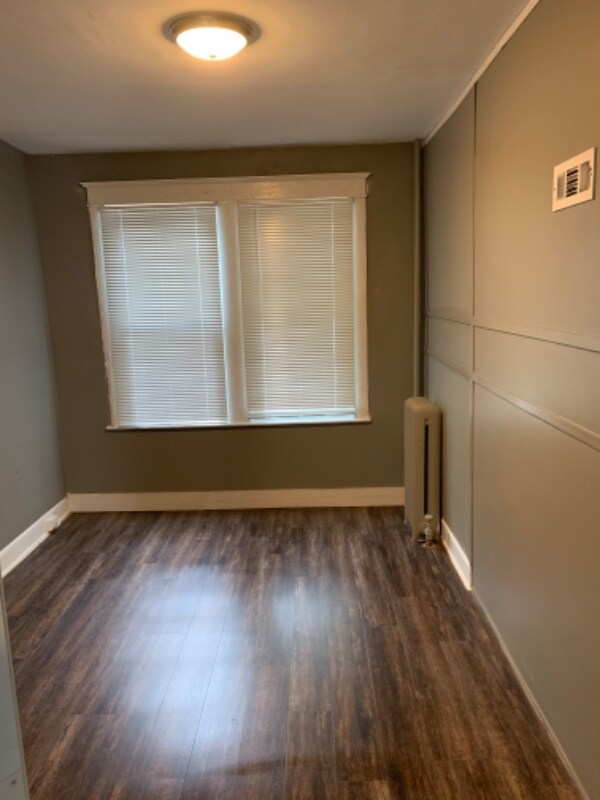 Building Photo - 2907 Ridgewood Ave