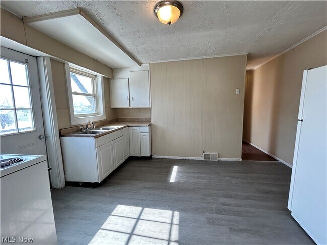 Foto del edificio - 106 S 12th St