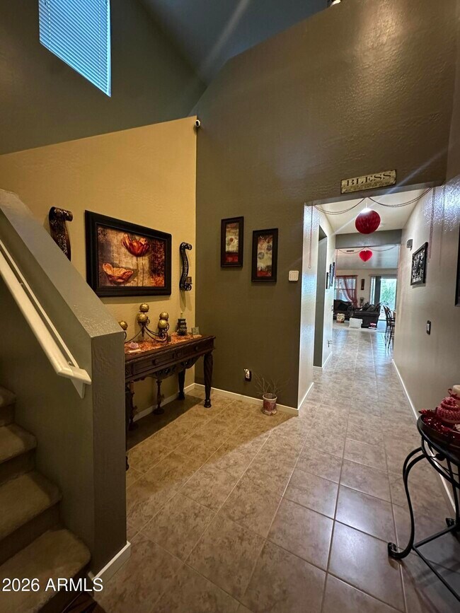 Foto del edificio - 1947 N 213th Dr