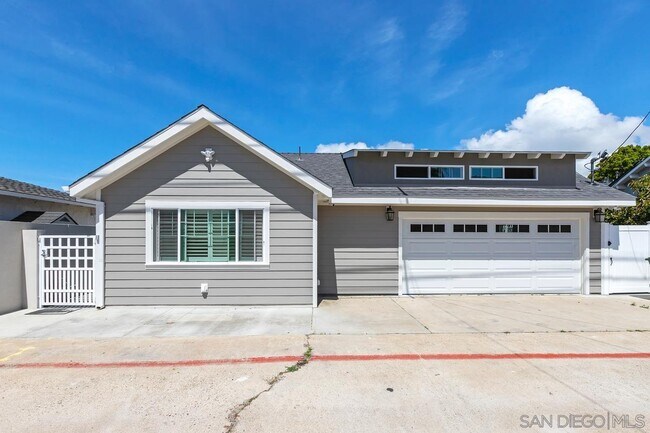 Building Photo - 525 C Ave