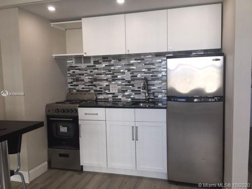 Foto del edificio - 1250 West Ave